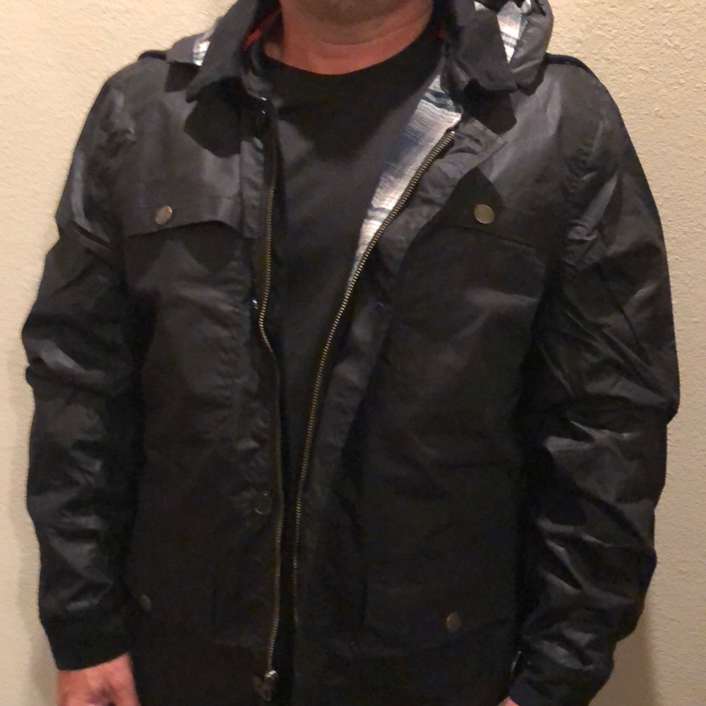 Mountain and Isles Hooded Jacket